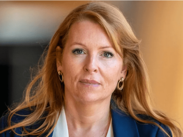 スコットランドの国会議員が買春の違法化を求める