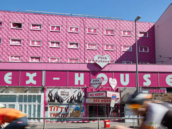 ジュリー・ビンデル「売買春をノーマルなものにすることの異常性」