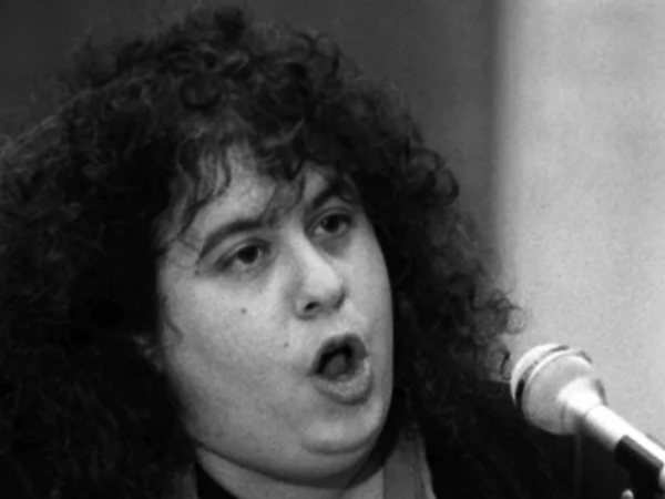 アンドレア・ドウォーキン「アウト・オブ・ザ・クローゼット」